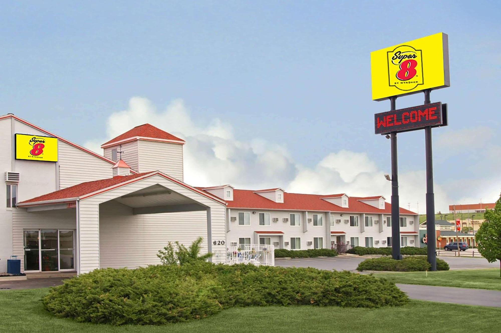 Super 8 By Wyndham רפיד סיטי מראה חיצוני תמונה